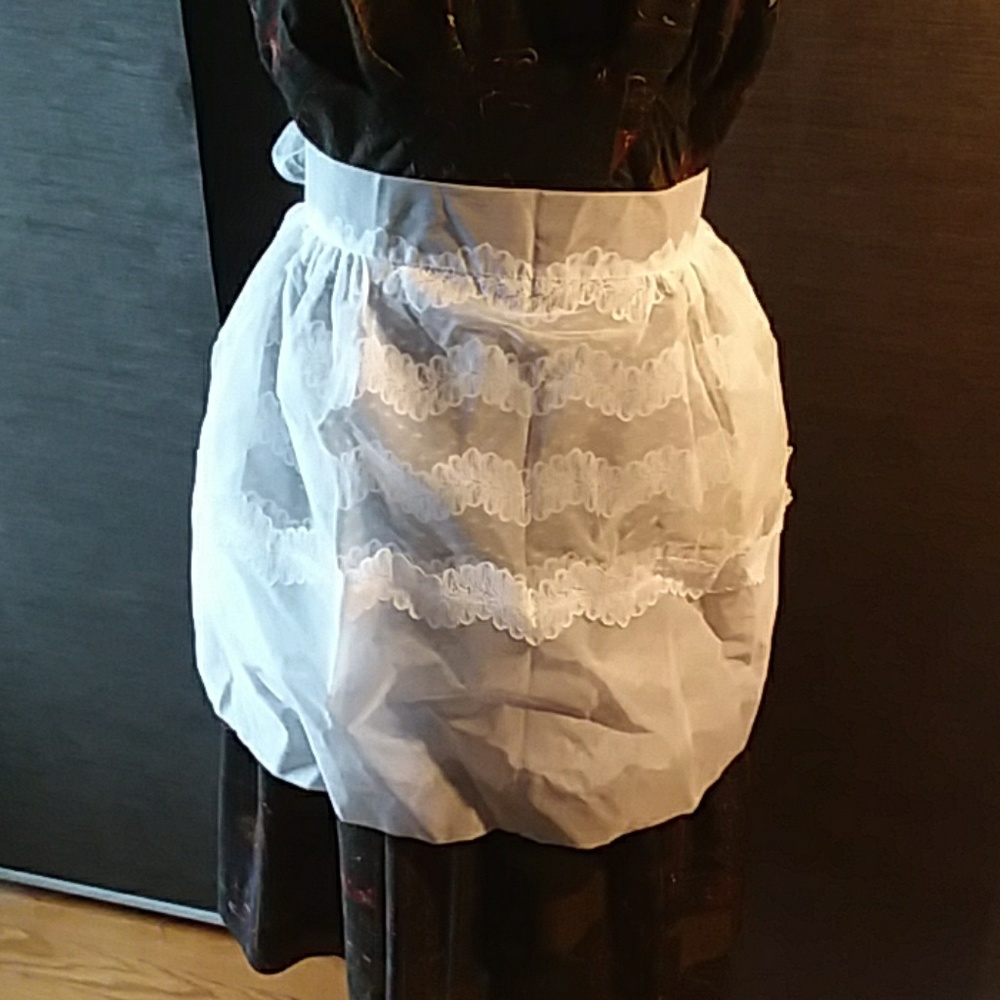 Vintage lace apron